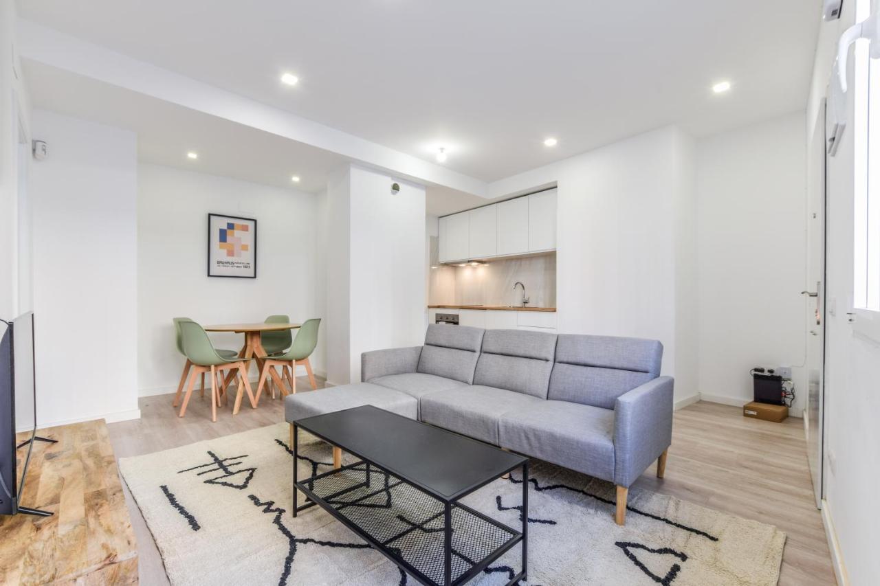 Apartamentos En Madrid Rio Ngoại thất bức ảnh