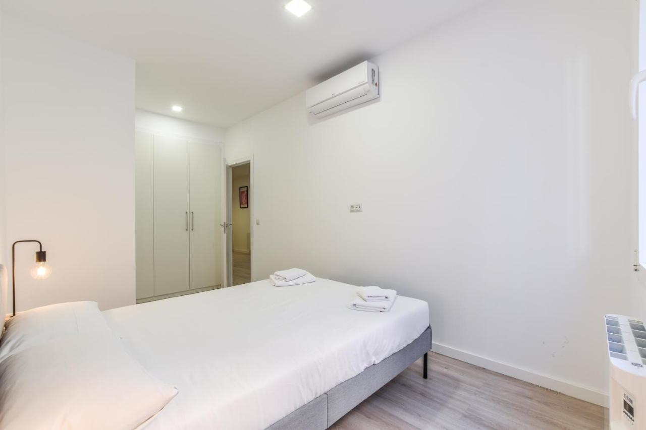Apartamentos En Madrid Rio Ngoại thất bức ảnh