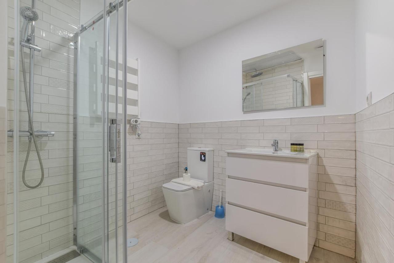 Apartamentos En Madrid Rio Ngoại thất bức ảnh